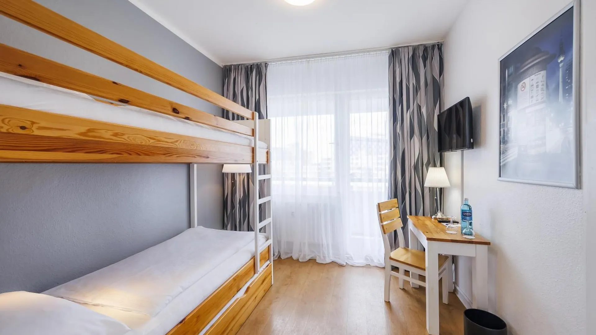 Hotel Luetzow Berlin 3*,