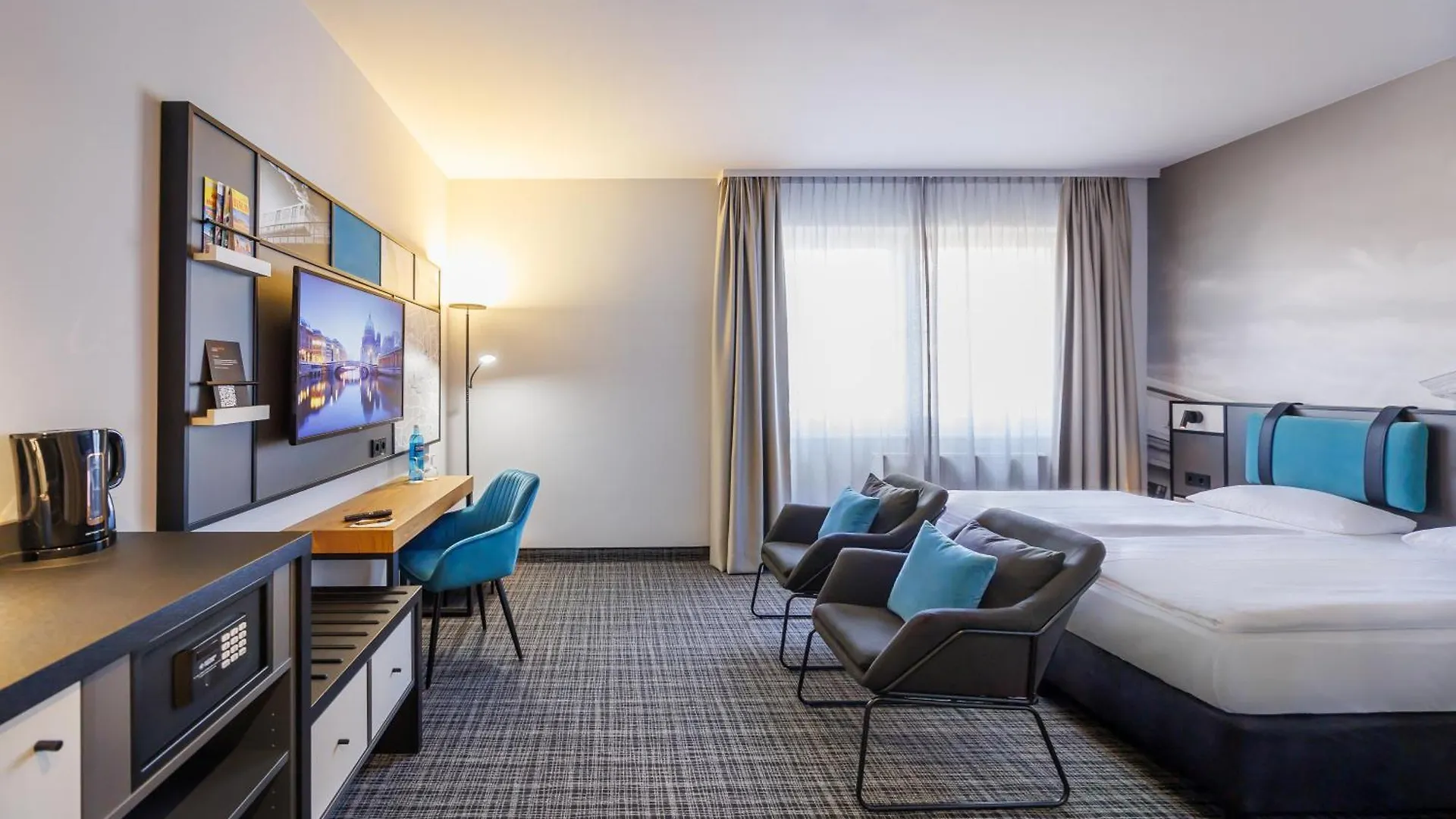 ***  Hotel Luetzow Berlin Germany