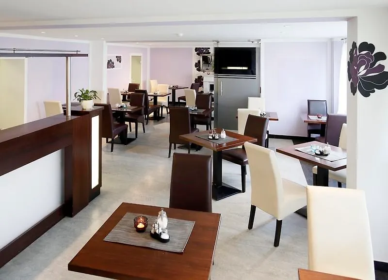 Hotel Luetzow Берлин